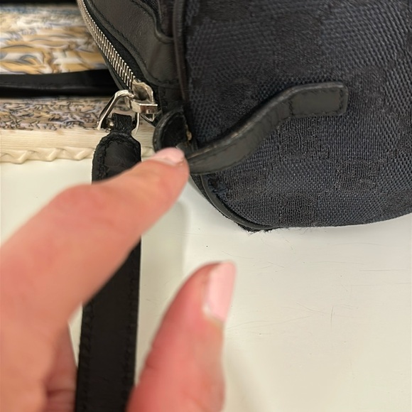 💙 Gucci GG Web Boston Handbag 💙 - Picture 13 of 17